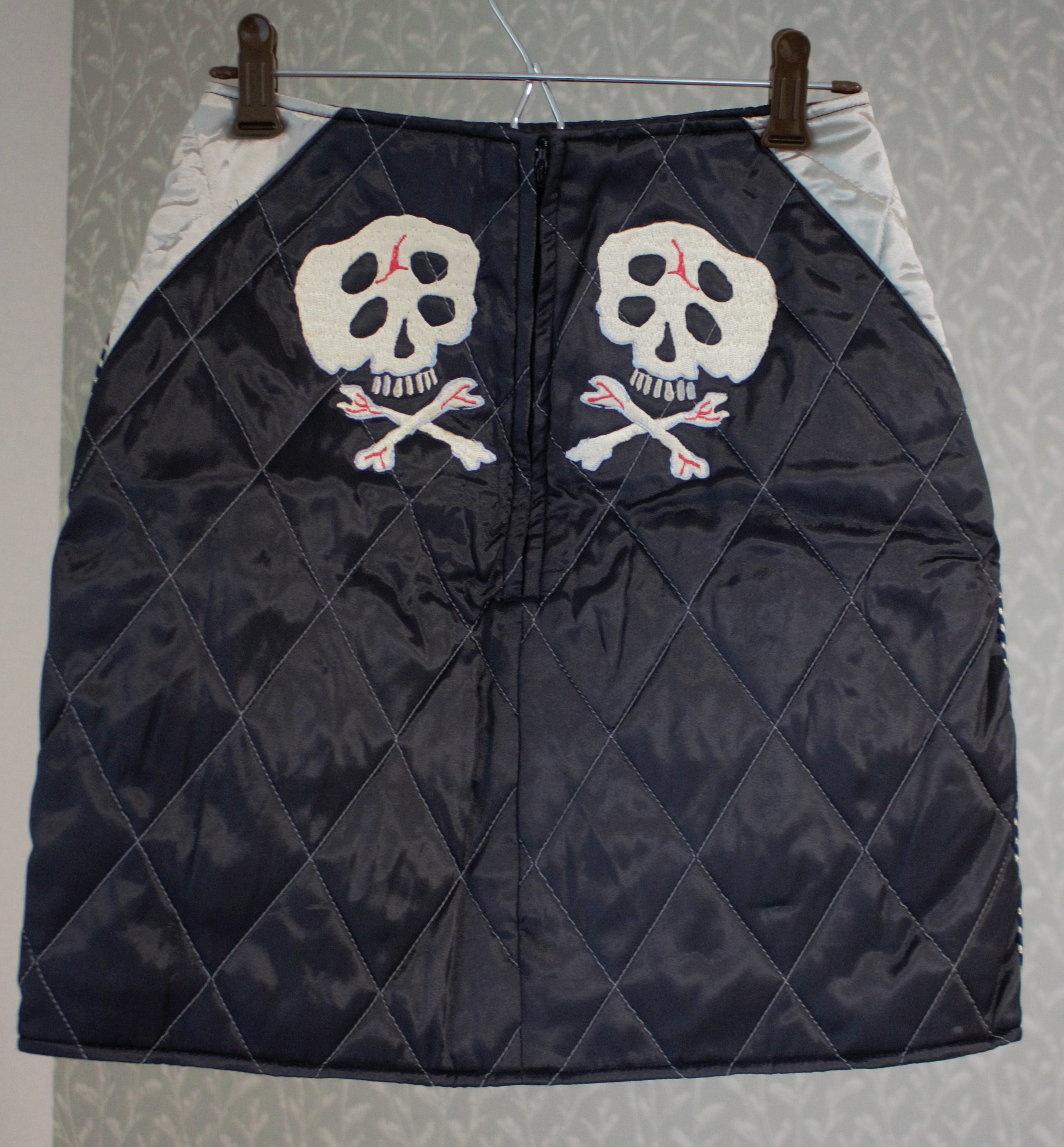 Rayon Satin Killing Mini Skirt (Rain Skull & Snake) K2109SK037