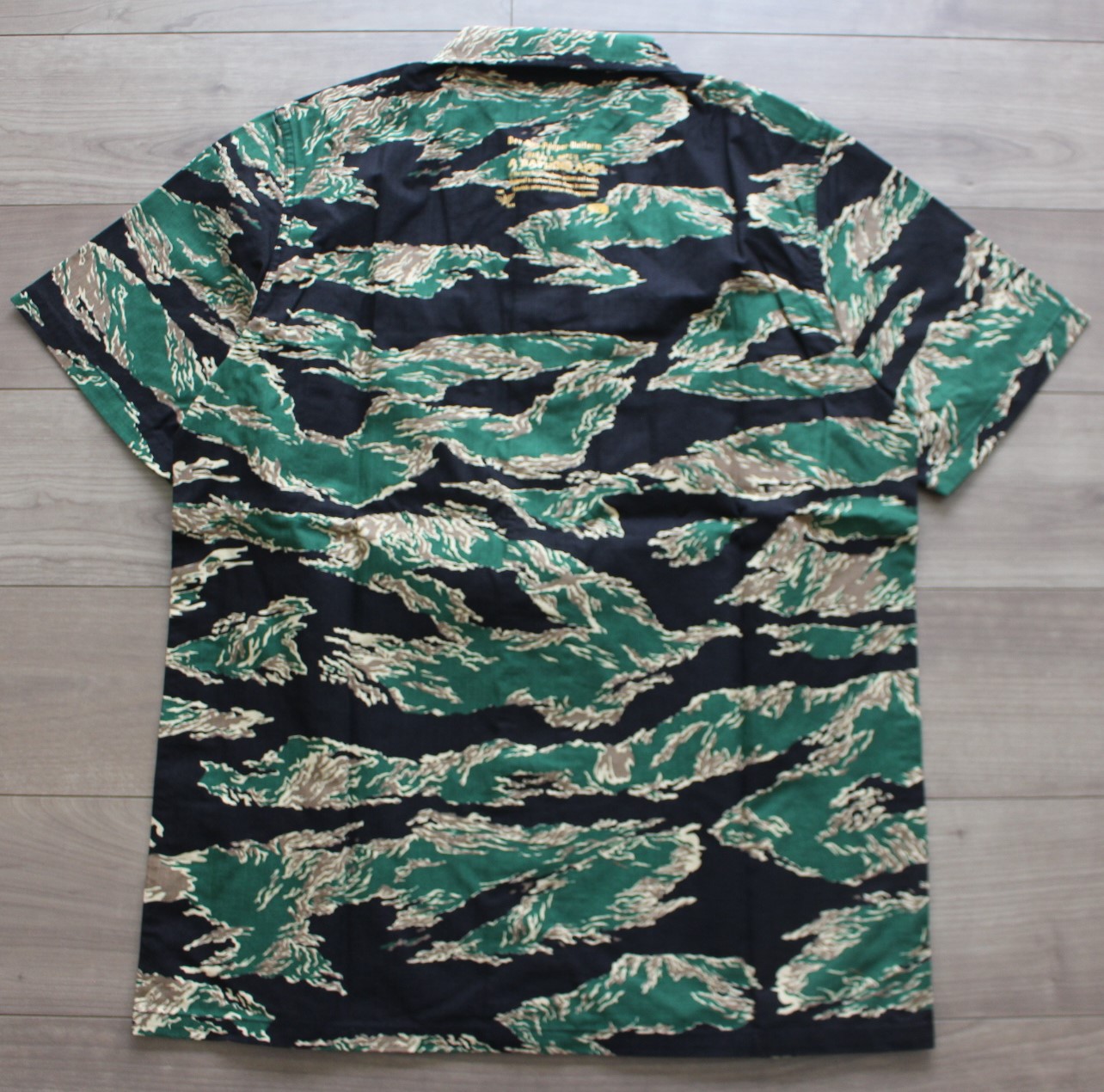 BAPE TIGER CAMO ARMY SHIRT S/S 1C20-131-001 - Fashionship